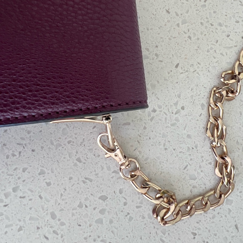 Handbag - Picture 9 of 9